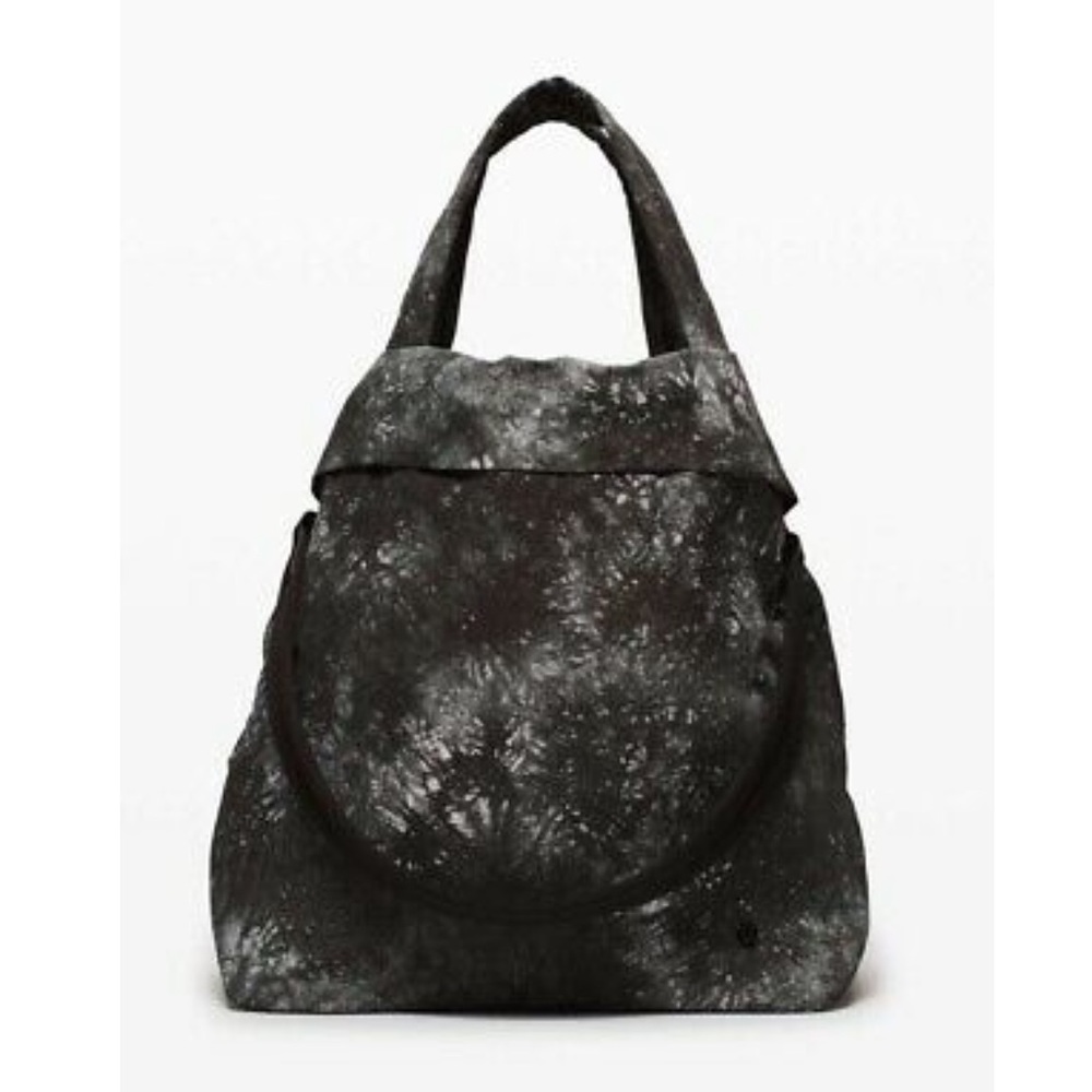 Lululemon On My Level Bag (Large)